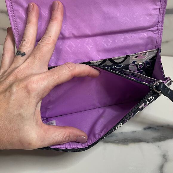 Vera Bradley Black Blue Purple Mimosa Medallion Print Clutch Wallet - Picture 4 of 6